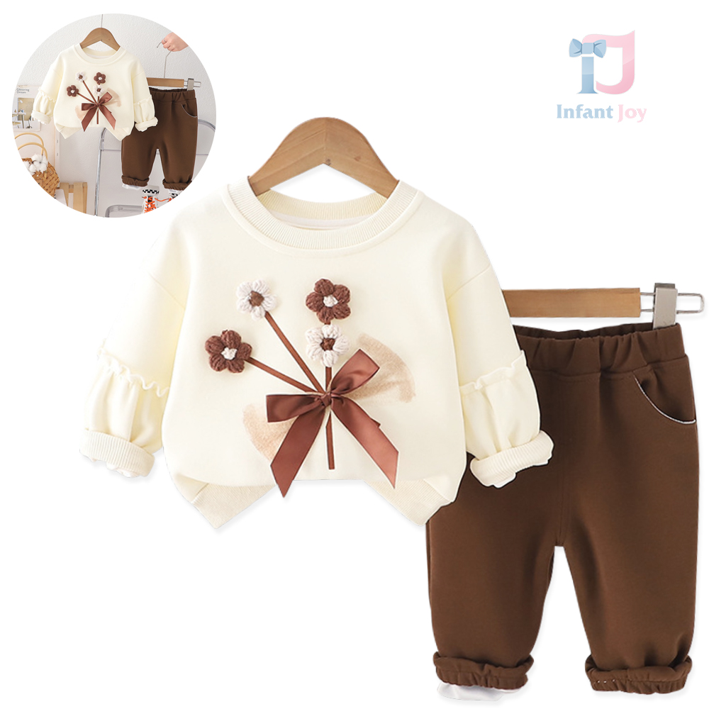 2-piece set with statement sleeves and knitted elements Lovely Flowers