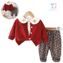 3-piece knit vest with 3D bows, shirt with "Peter Pan" collar and floral trousers Rustic Rose