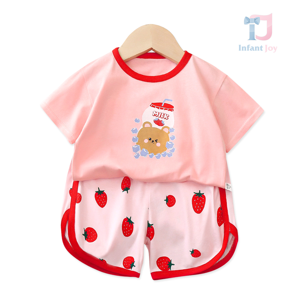 2-piece t-shirt and shorts set with printed elements Strawberry Milkshake Bear