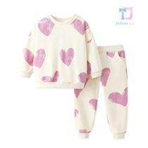 2-piece blouse/sweatshirt and trousers set with large prints Sweet Hearts