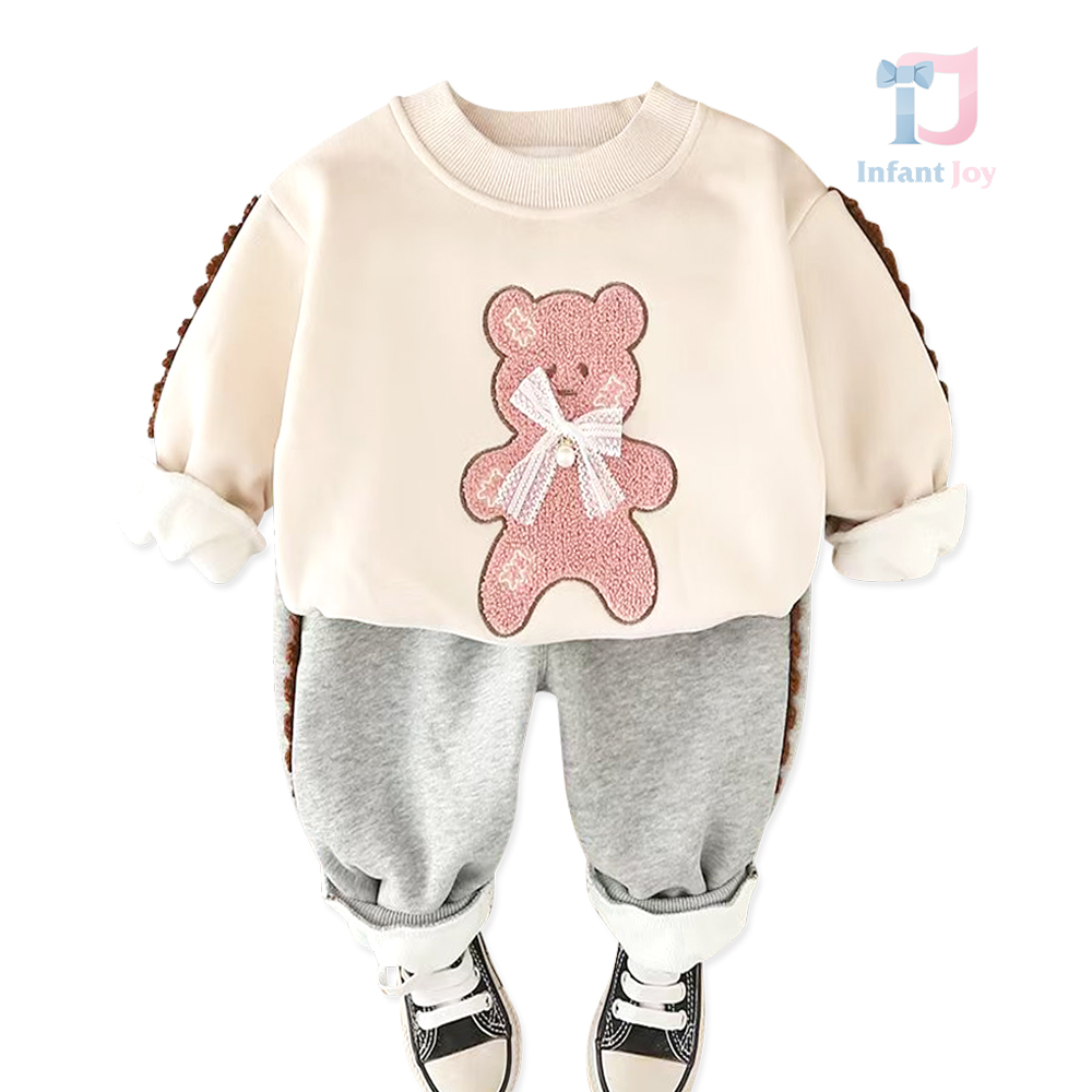 2-piece padded sweatshirt and trousers set with appliqués Softy Bear Vanilla