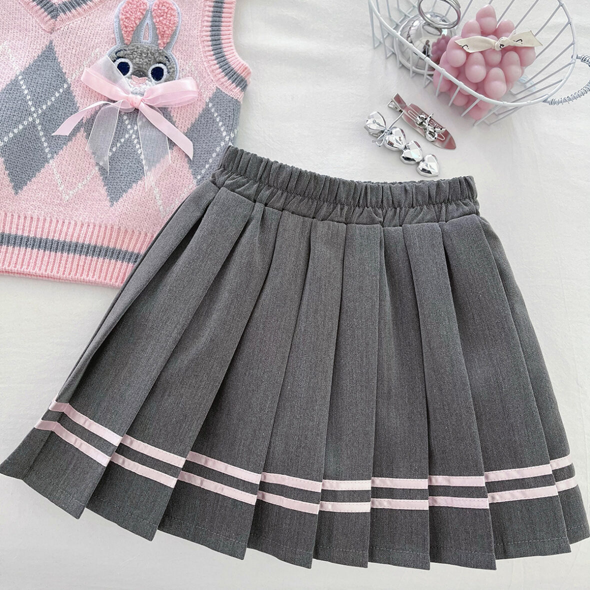 beebeshki-detski-komplekt-student-bunny (1)