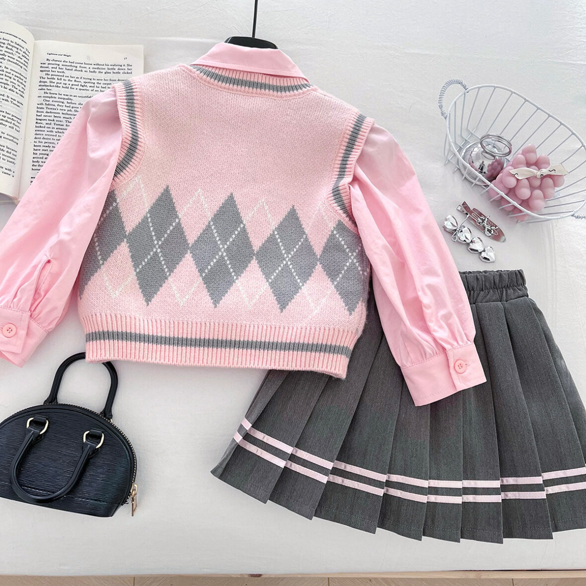 beebeshki-detski-komplekt-student-bunny (3)