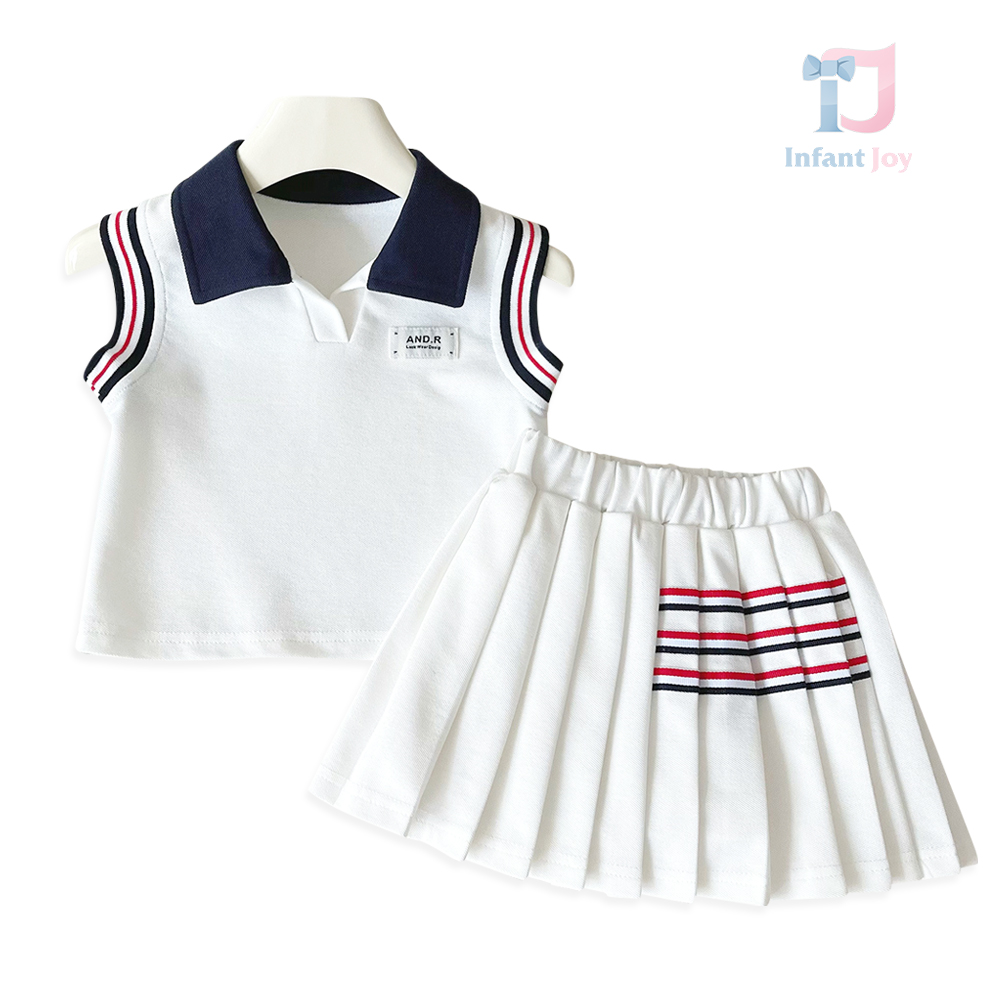 2-piece top with classic collar and pleated skirt set Adore