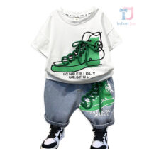 2-piece t-shirt with print and 3d drawstrings and short denim trousers Green Sneakers