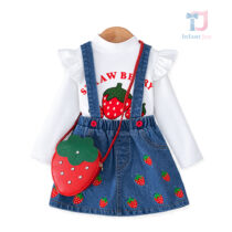 3 részes szett fodros felsővel, pántos farmerszoknyával és táskával Strawberry Pocket